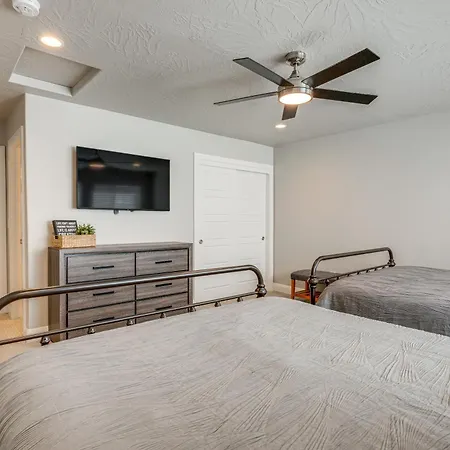Washington Vacation Rental About 37 Mi To Zion!